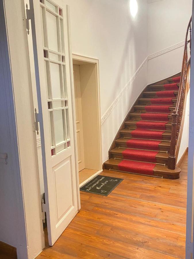 Das Ferienapartment Alexandrine Direkt Am Pfaffenteich Mit Eigenem Parkplatz ชเวียรีน ภายนอก รูปภาพ